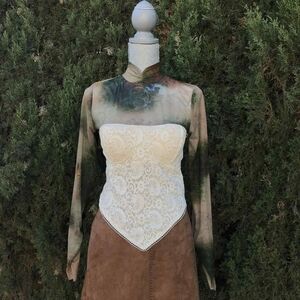 Fashion Nova Lace and Floral Patterned Top Womens Size Medium